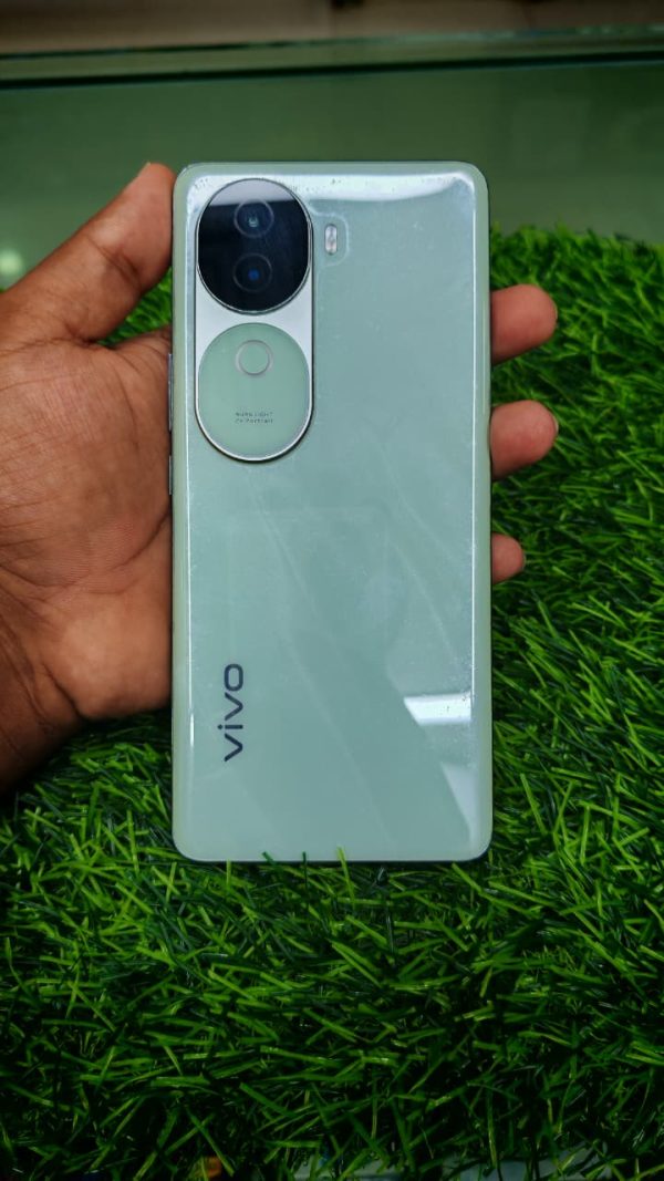 Vivo V40e 5G (8/128 GB) – Used Full Fresh - Image 3