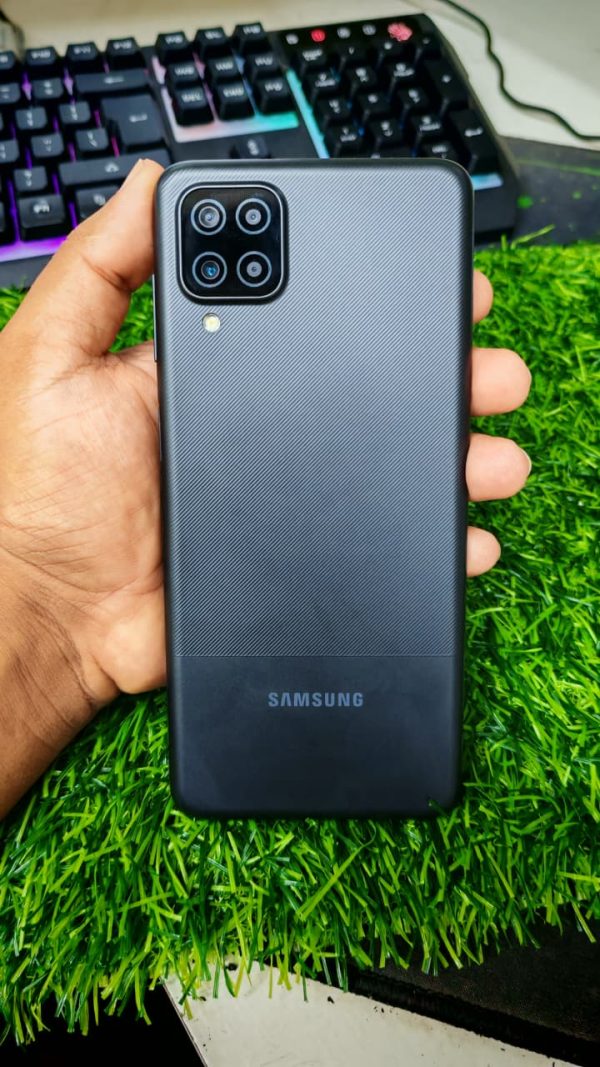 Samsung A12 