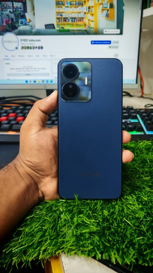 iQOO Z6 Lite